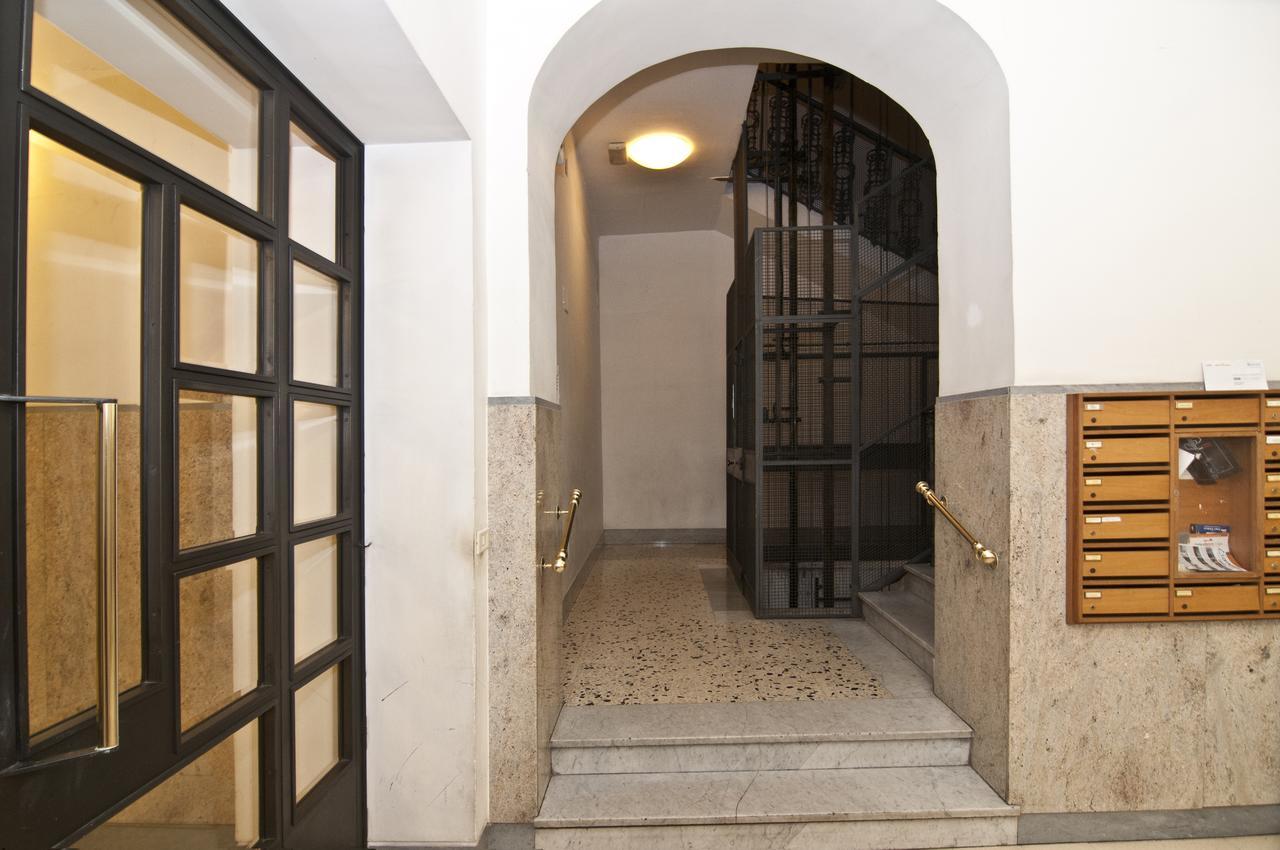 Piazza Risorgimento Studio Roma Esterno foto